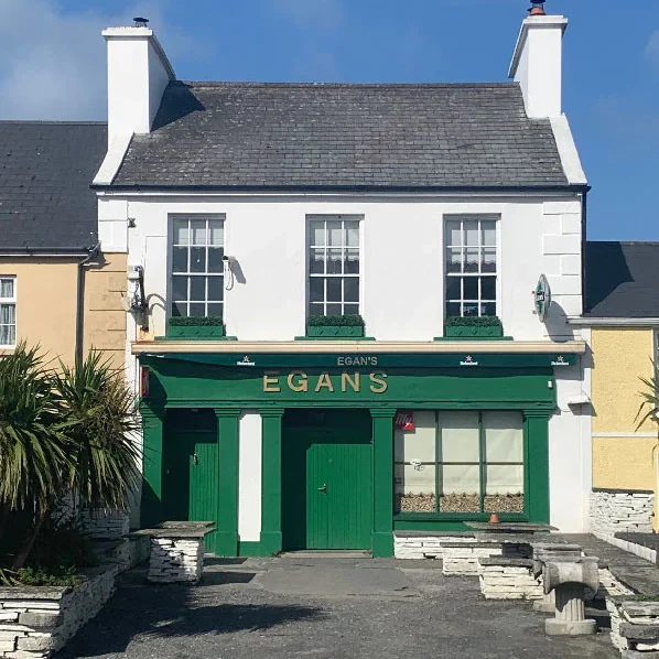 egans-bar-liscannor-gallery15 egans-bar-liscannor-gallery15